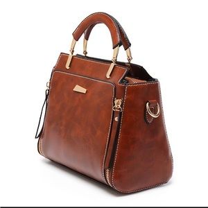Brown shoulder bag